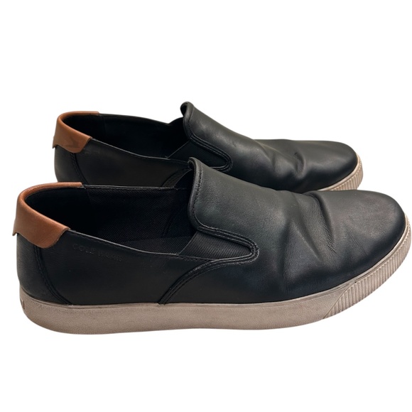 Cole Haan Other - Men’s Cole Hahn size 10.2 black leather slip on loafers white sole w/ brown